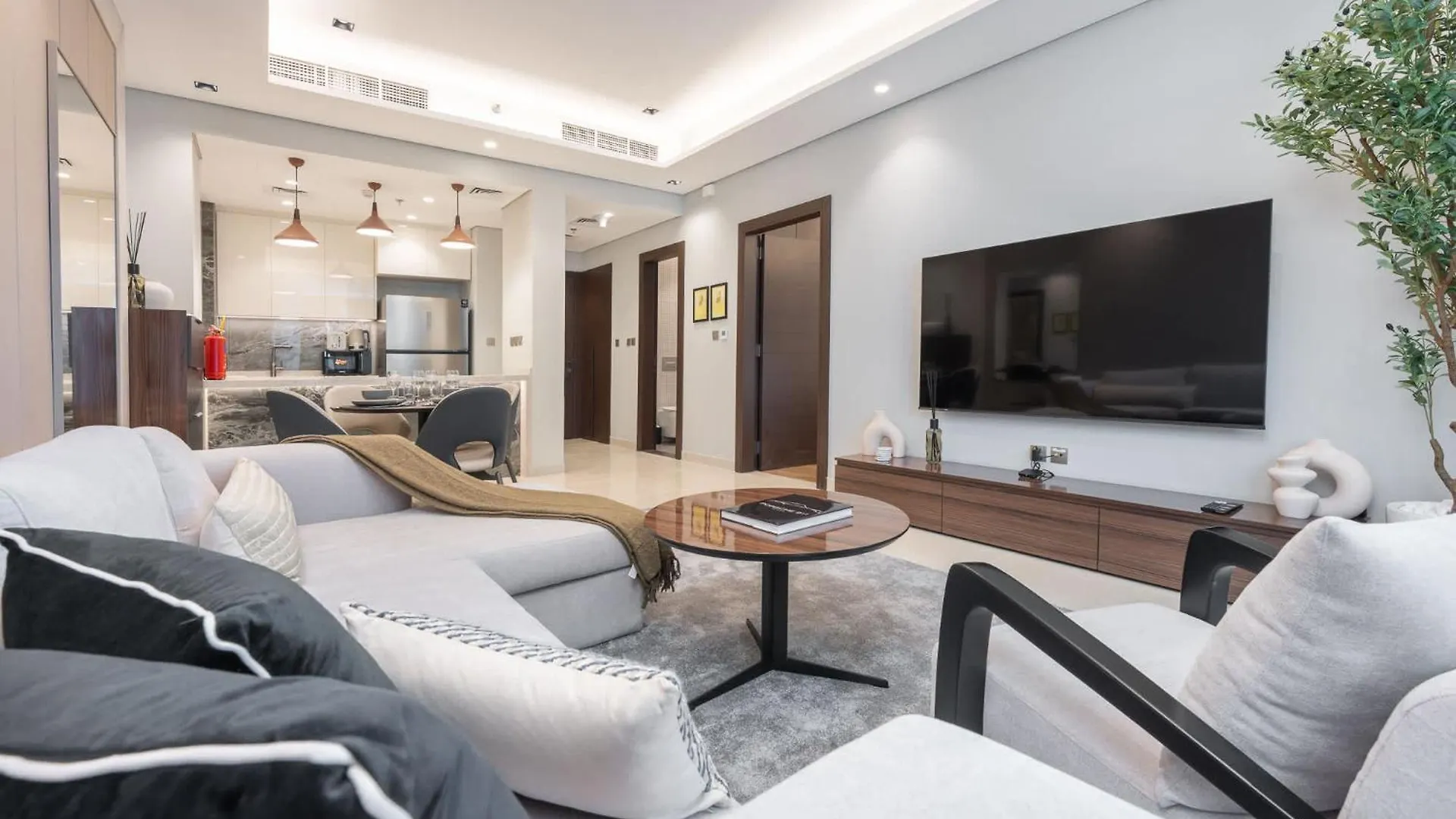 Eye-Catching 1 Bedroom Apartment In Nobles Tower Dubai