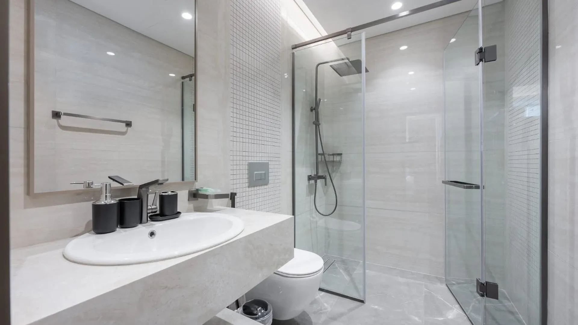 Eye-Catching 1 Bedroom Apartment In Nobles Tower Dubaï